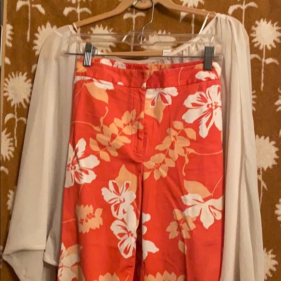 A case of the pretties in a pair of pants! - Picture 3 of 4